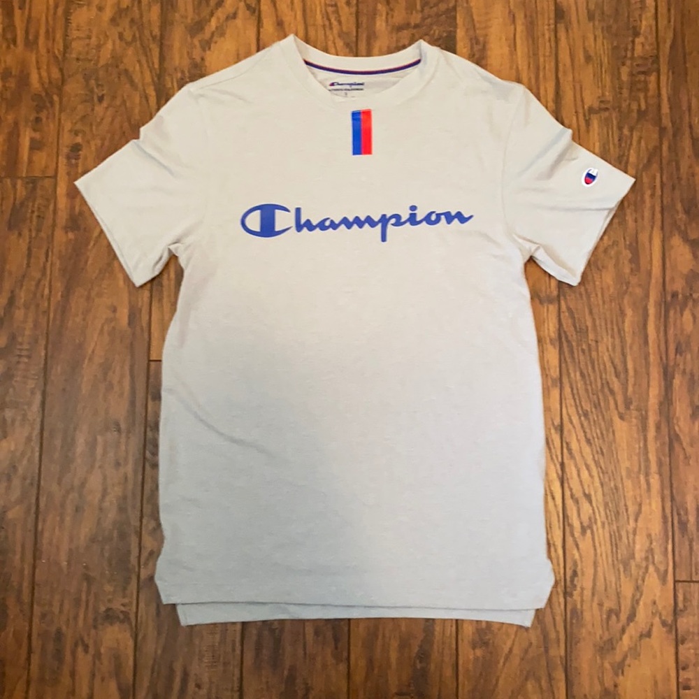 Men’s Champion T-Shirt size small -gray